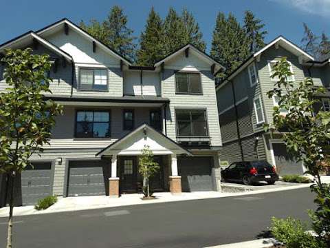 Bridlewood Townhomes by Polygon